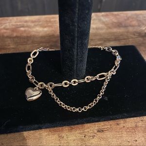NEW Gold heart charm bracelet